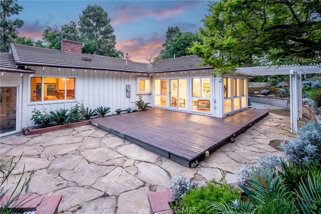 3215 Arbol Drive
