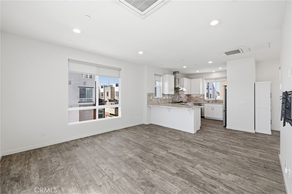 783 Wonder Lane