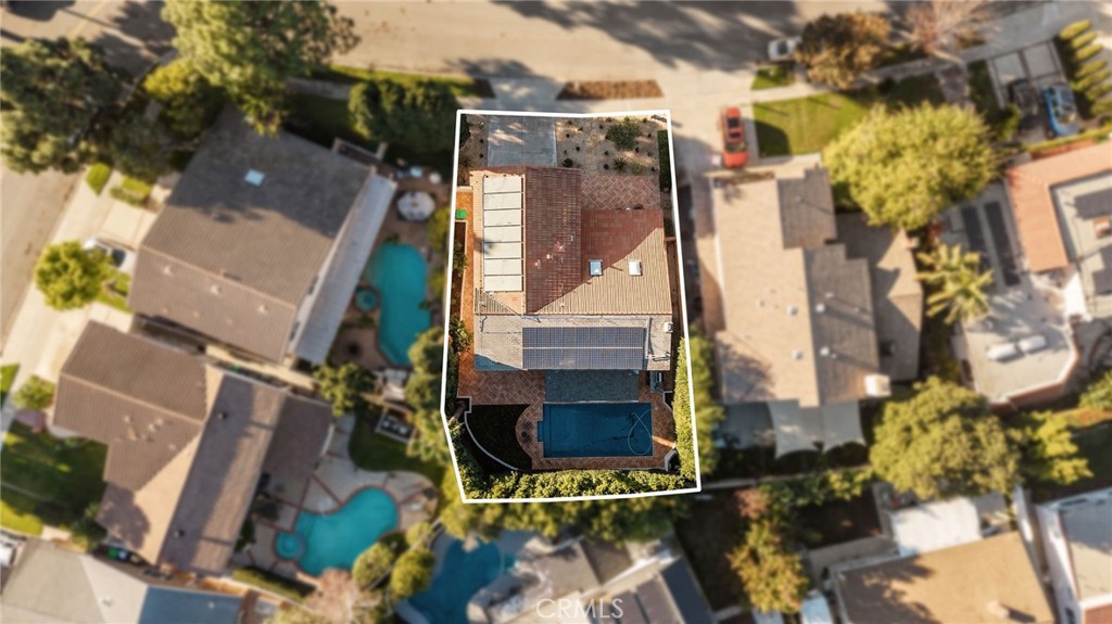 1096 Tulare