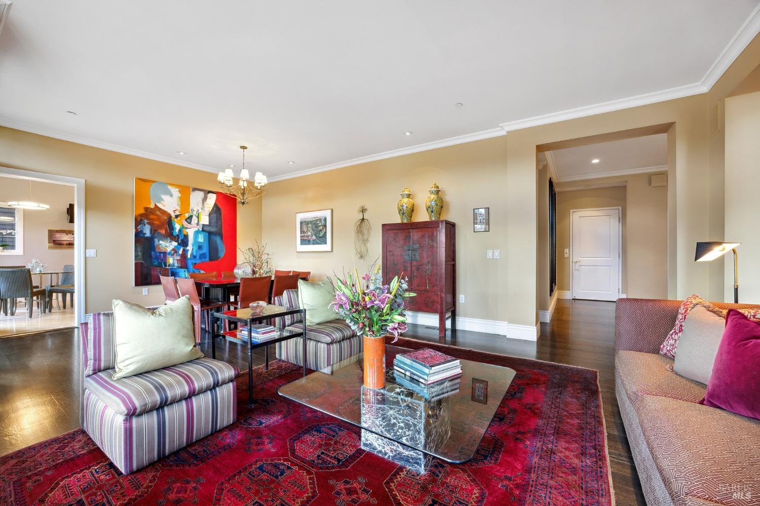 54 De Silva Island Dr