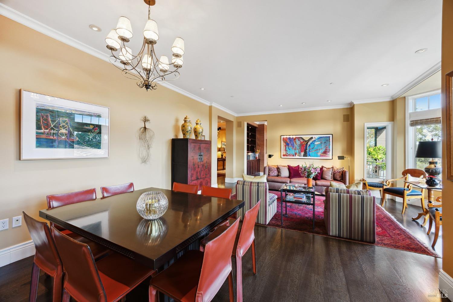 54 De Silva Island Dr