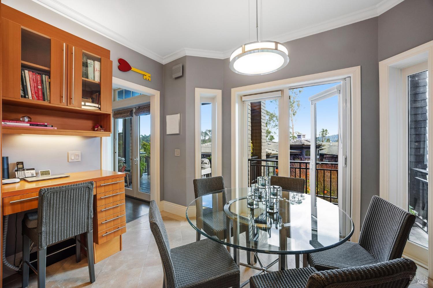 54 De Silva Island Dr