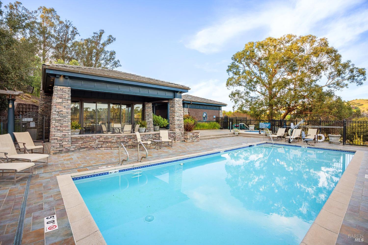 54 De Silva Island Dr