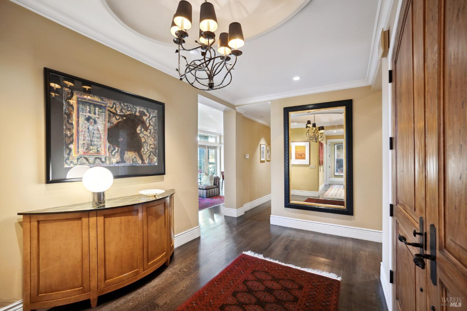 54 De Silva Island Dr