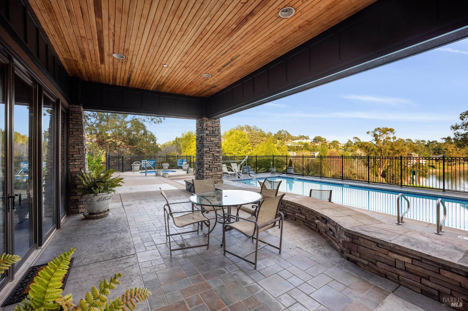 54 De Silva Island Dr