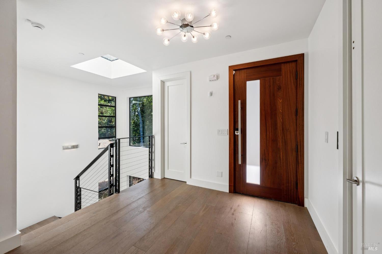 290 Edgewood Ave