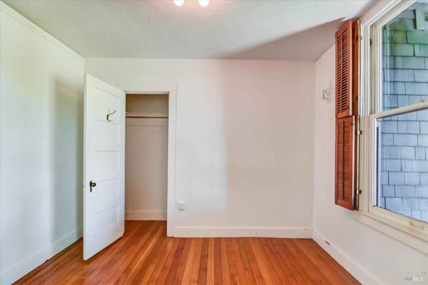 17 Girard Avenue