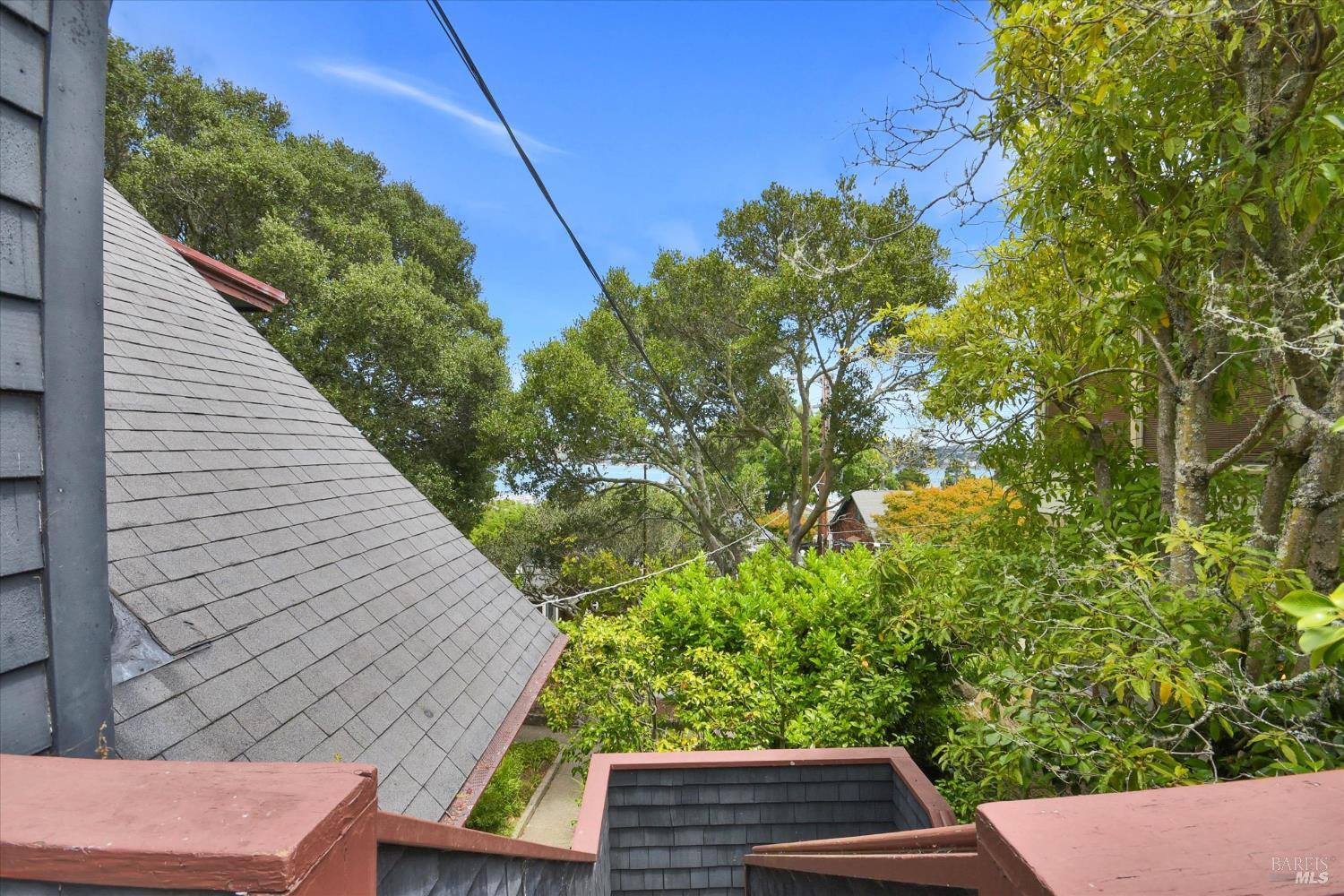 17 Girard Avenue