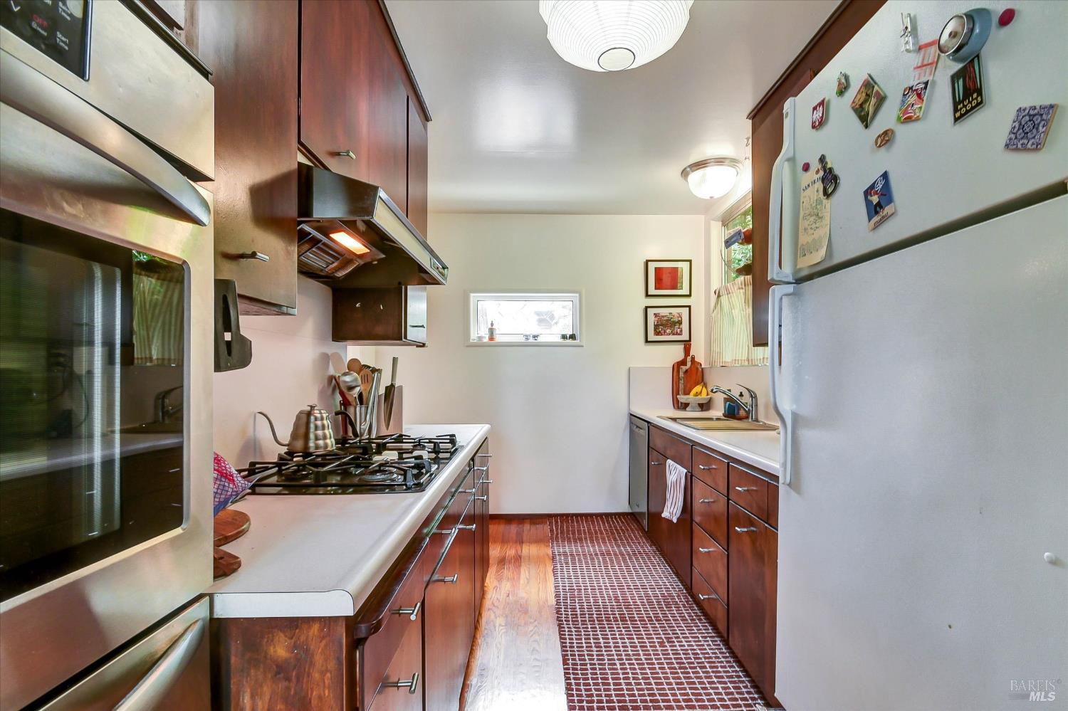 17 Girard Avenue