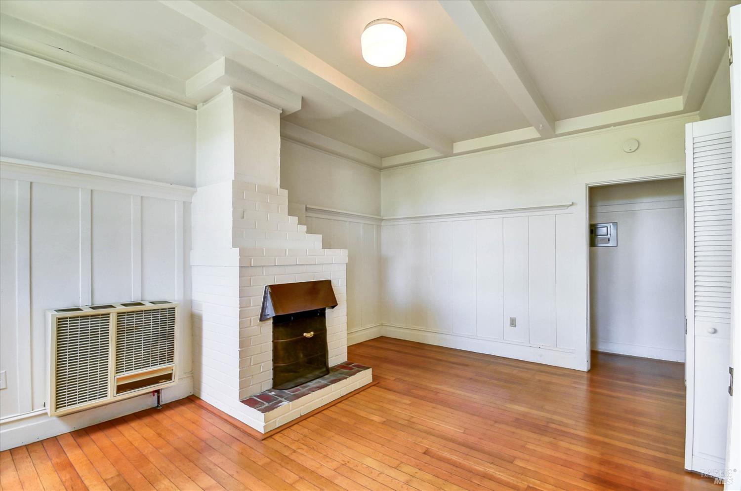 17 Girard Avenue