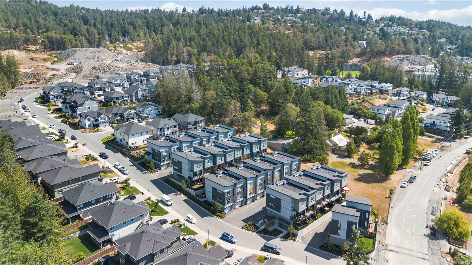 2120 Triangle Trail # 101
