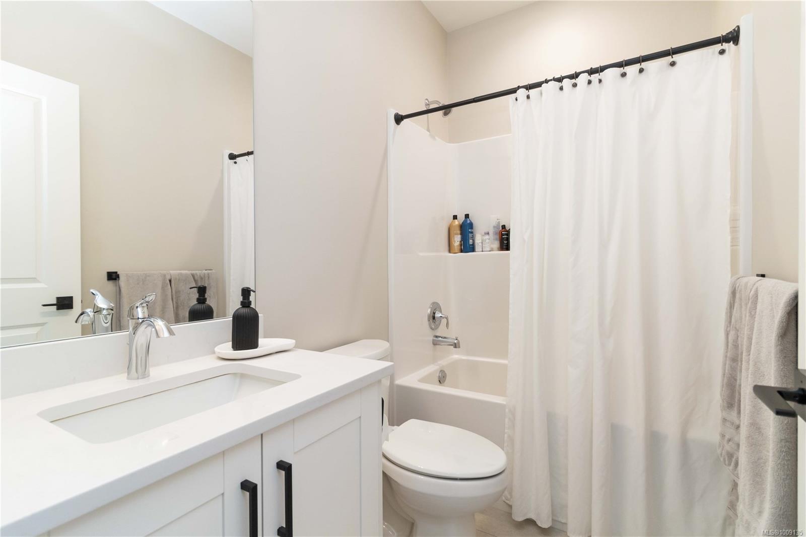 2120 Triangle Trail # 101