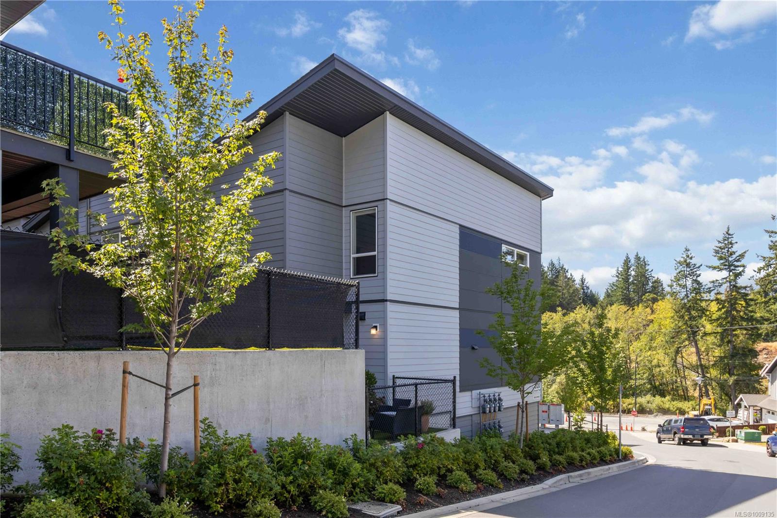 2120 Triangle Trail # 101