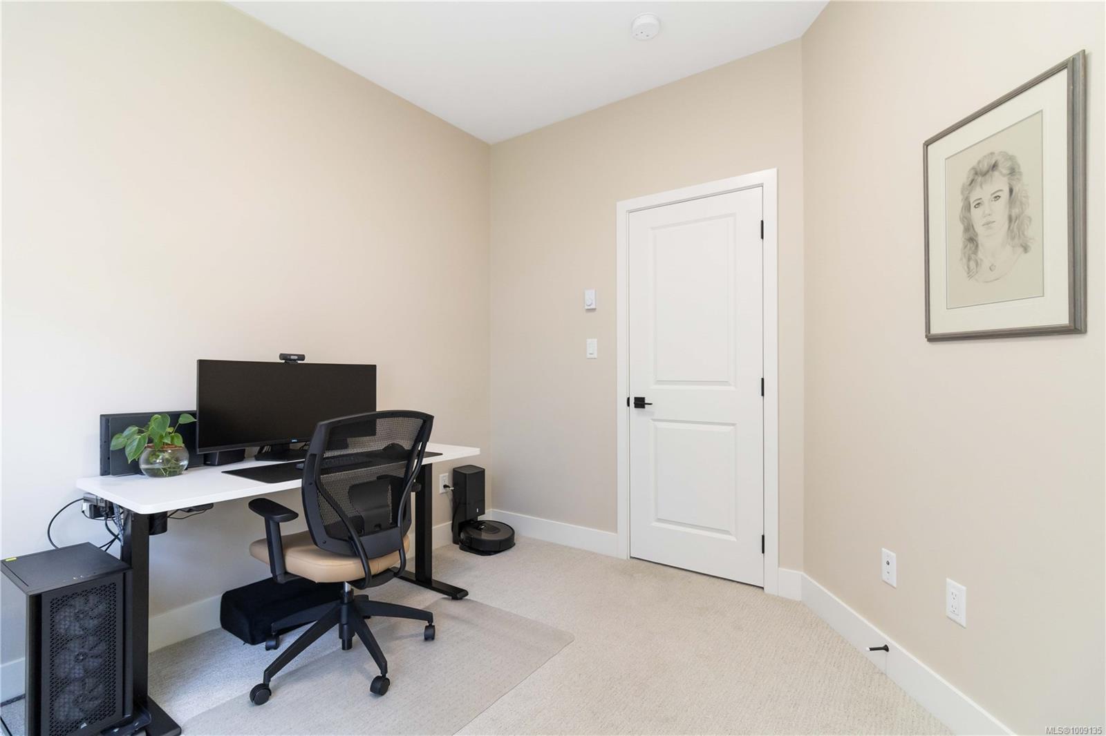 2120 Triangle Trail # 101