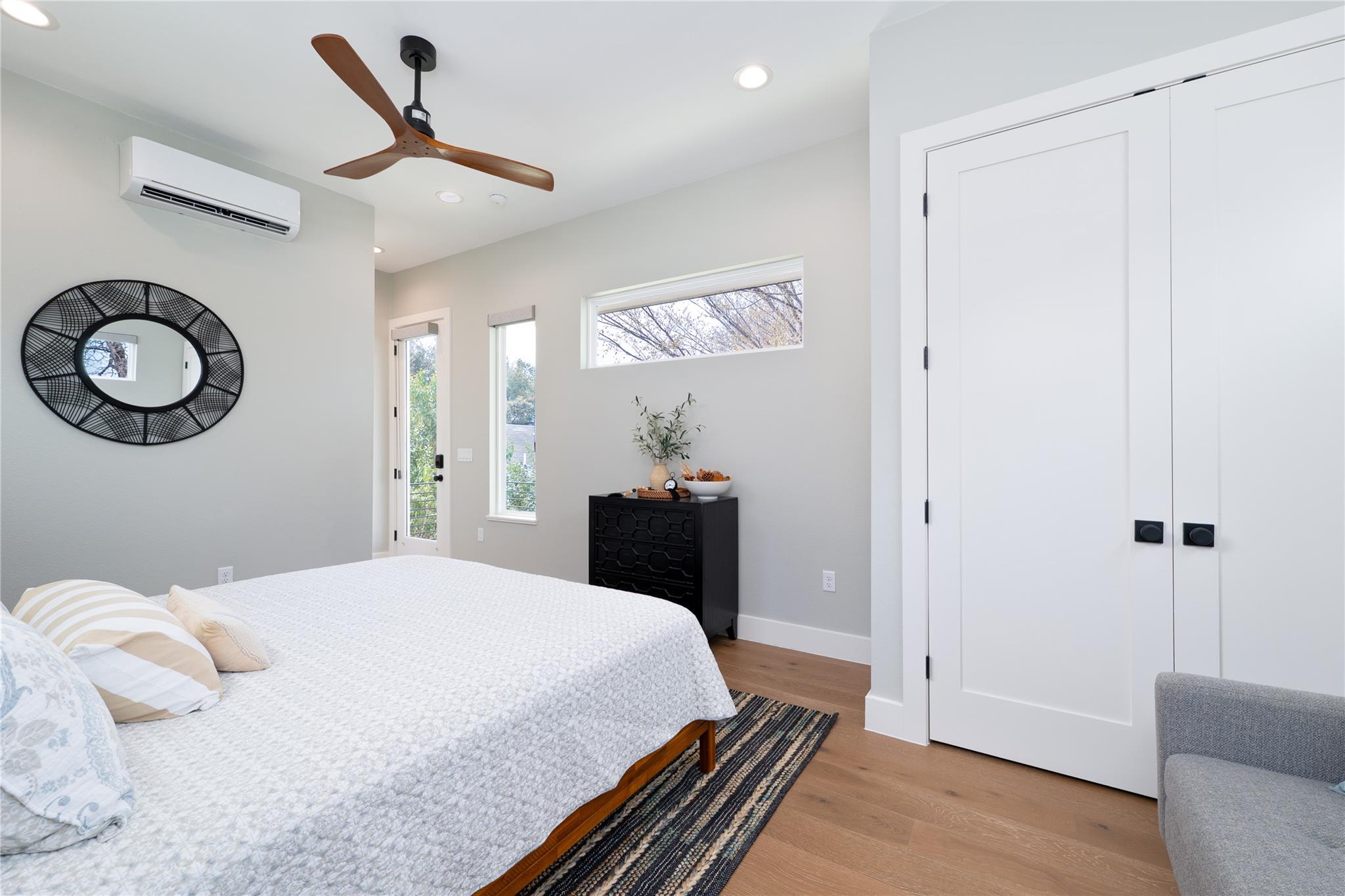 2004 Chestnut Ave # 1