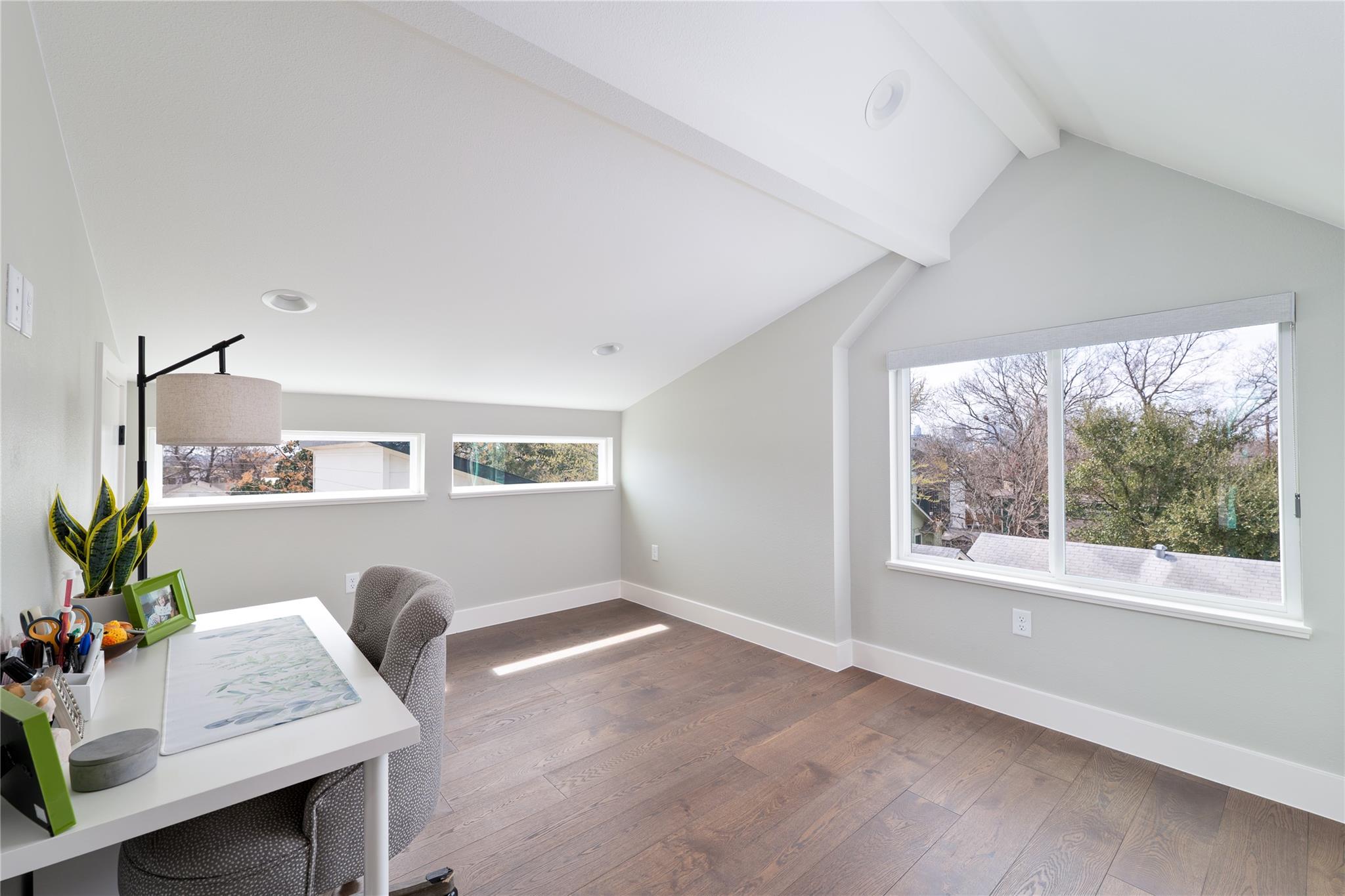 2004 Chestnut Ave # 1