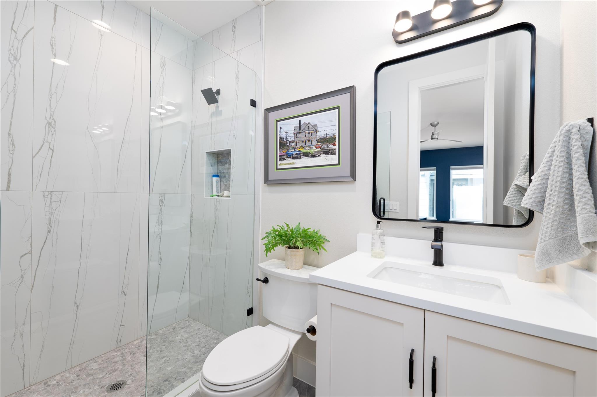 2004 Chestnut Ave # 1