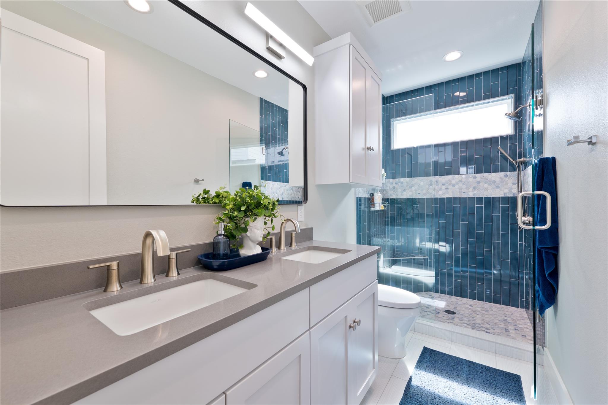 2004 Chestnut Ave # 1