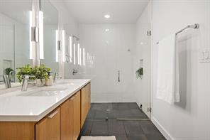 1322 E 12th ST # 404