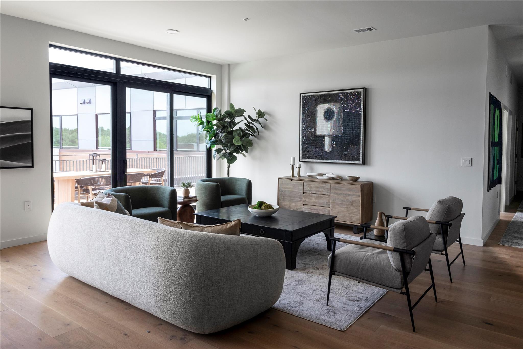 2209 S 1st ST # 408 Unit: #408