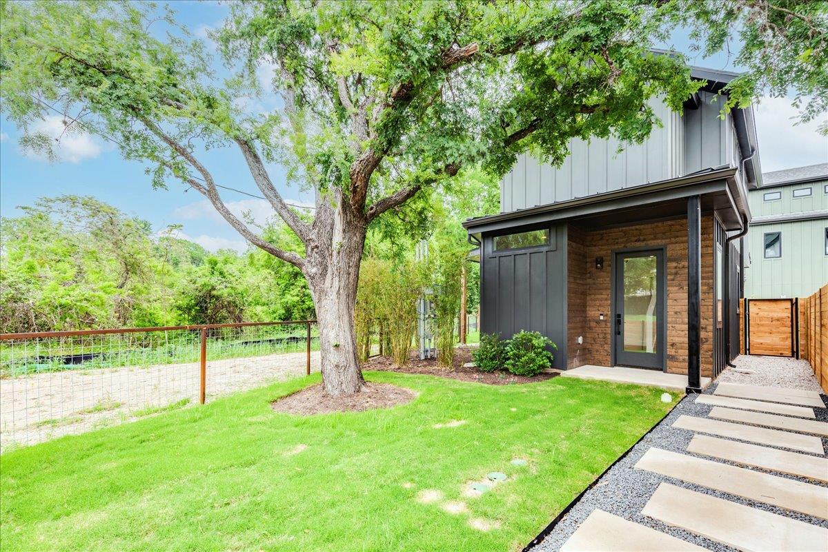 1713 E M Franklin Ave # 2, Austin Unit: 2