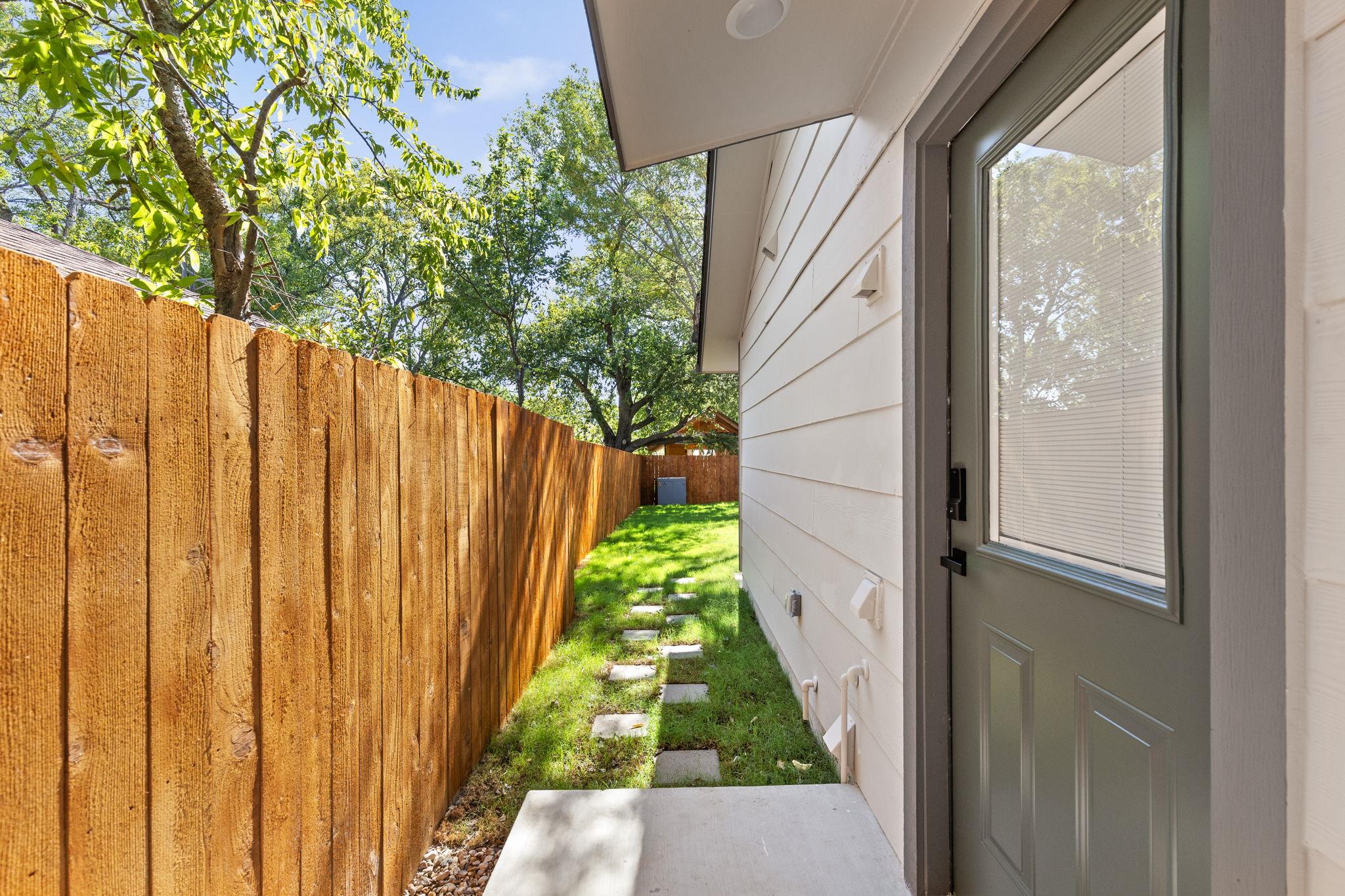 10101 Woodhaven DR