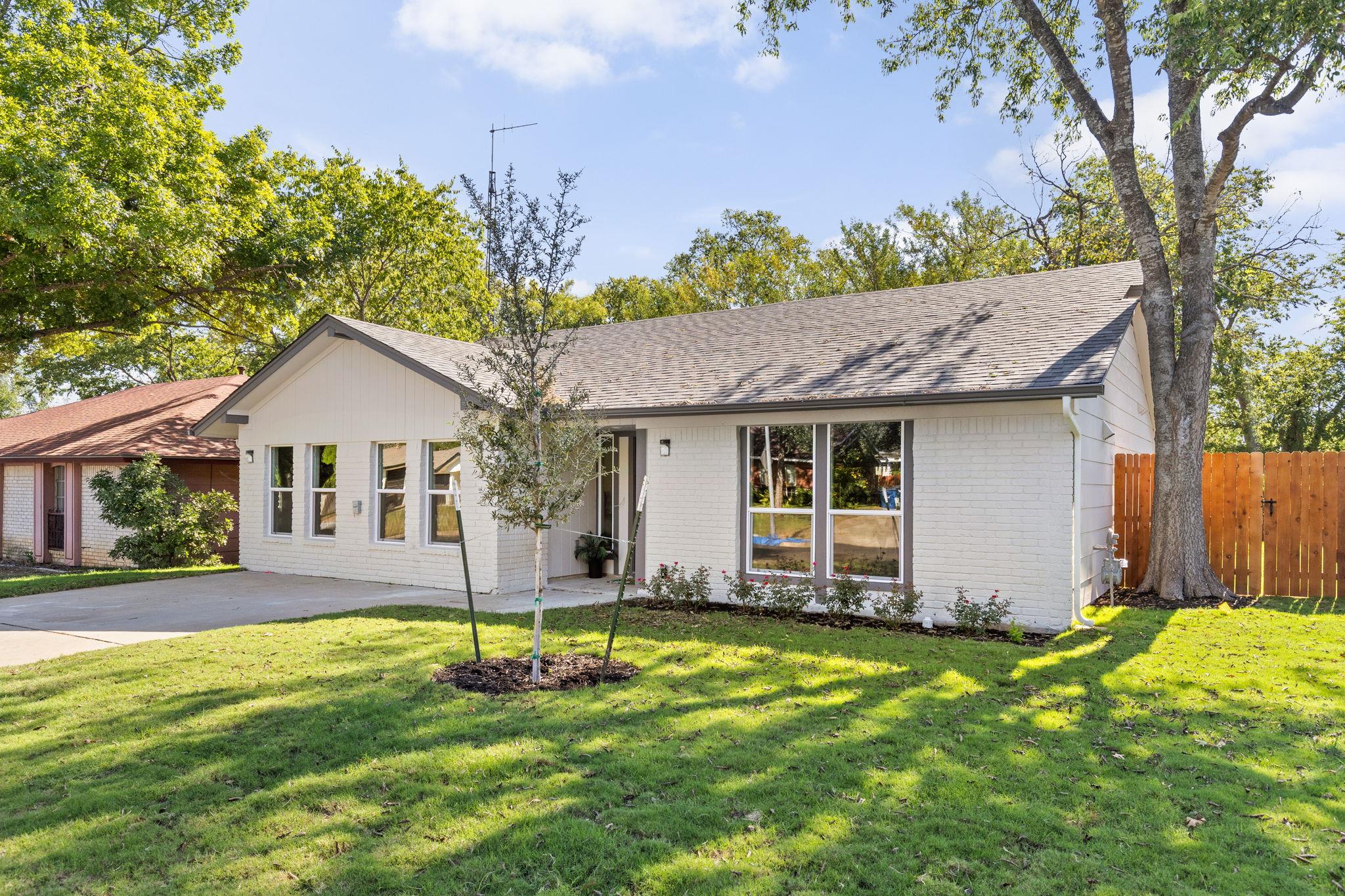 10101 Woodhaven DR