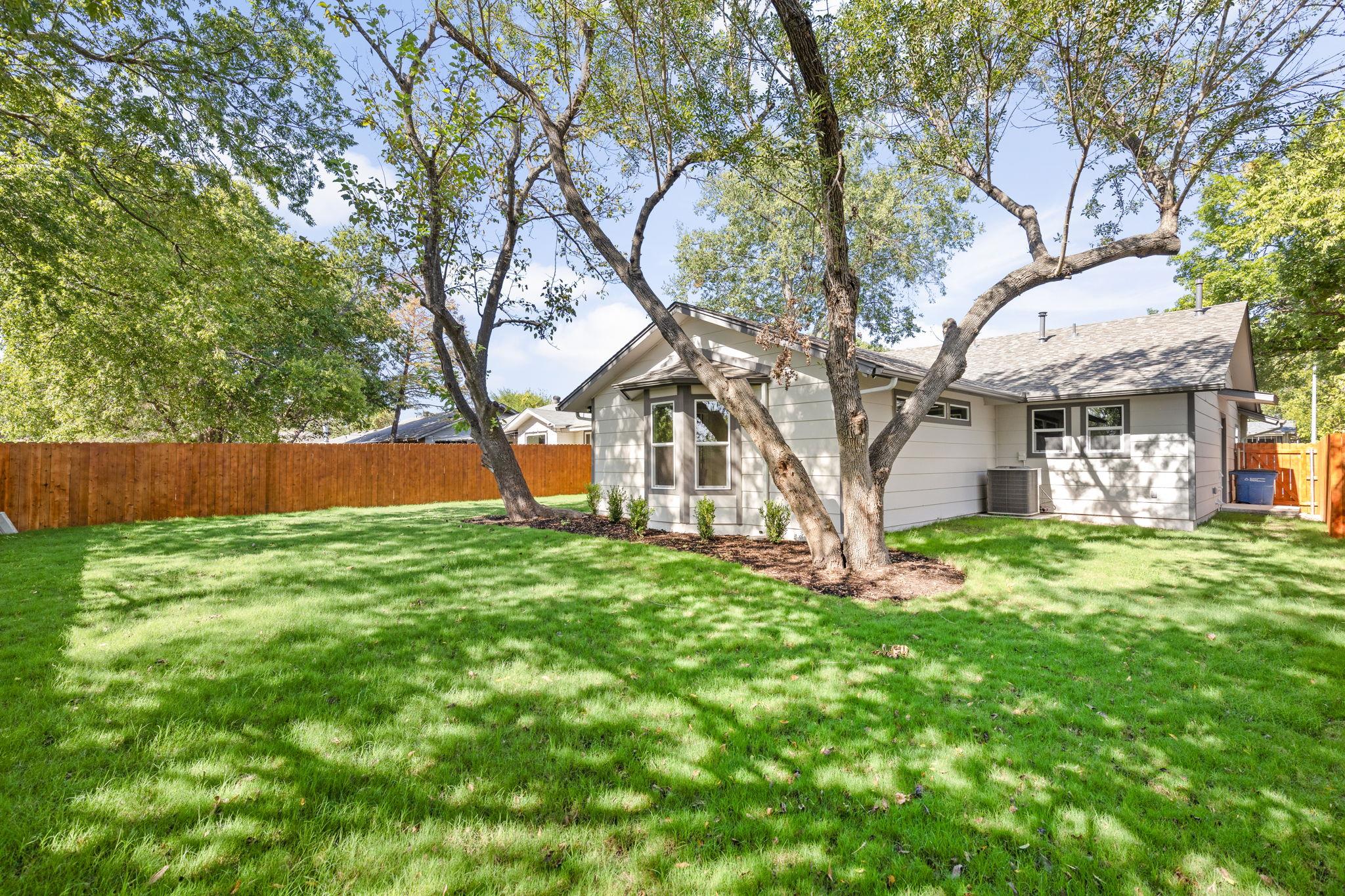 10101 Woodhaven DR