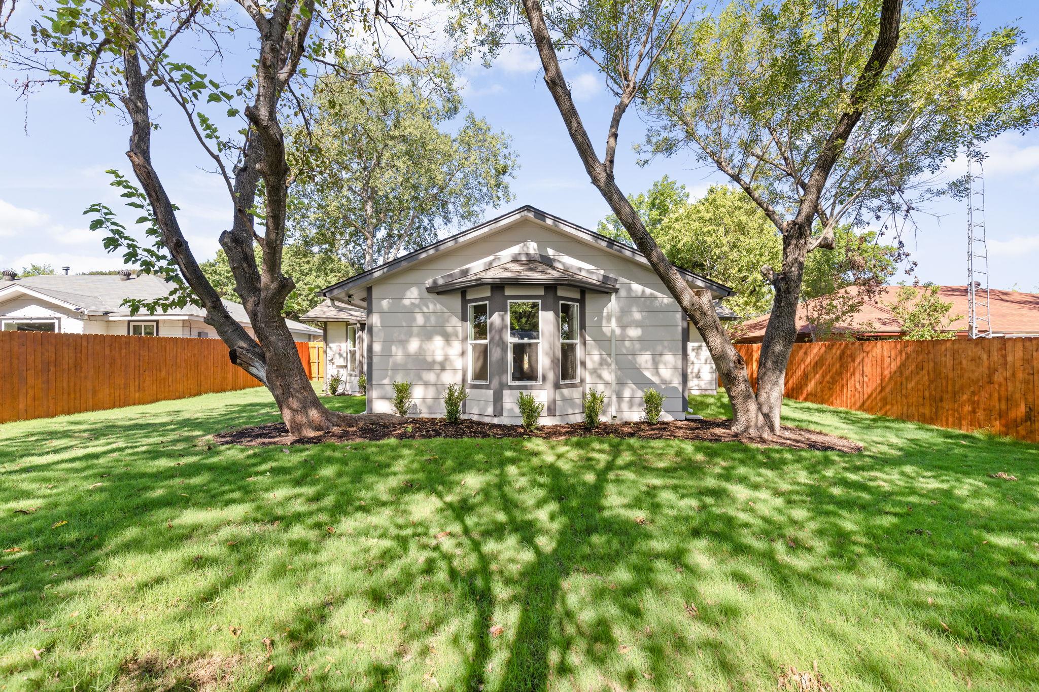 10101 Woodhaven DR