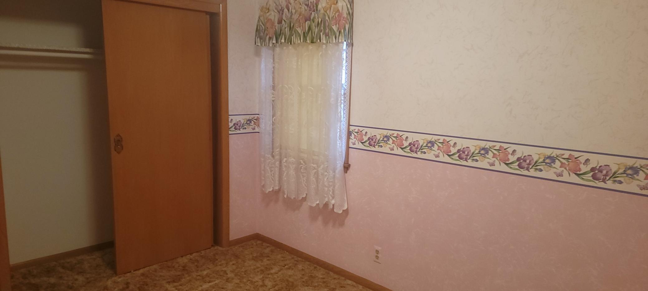 17216 Lexington Avenue NE