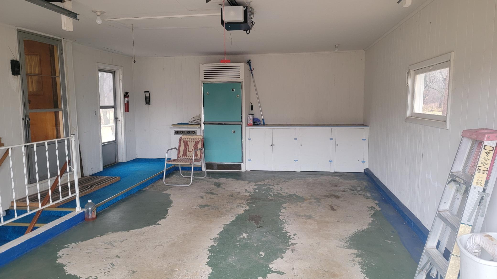 17216 Lexington Avenue NE