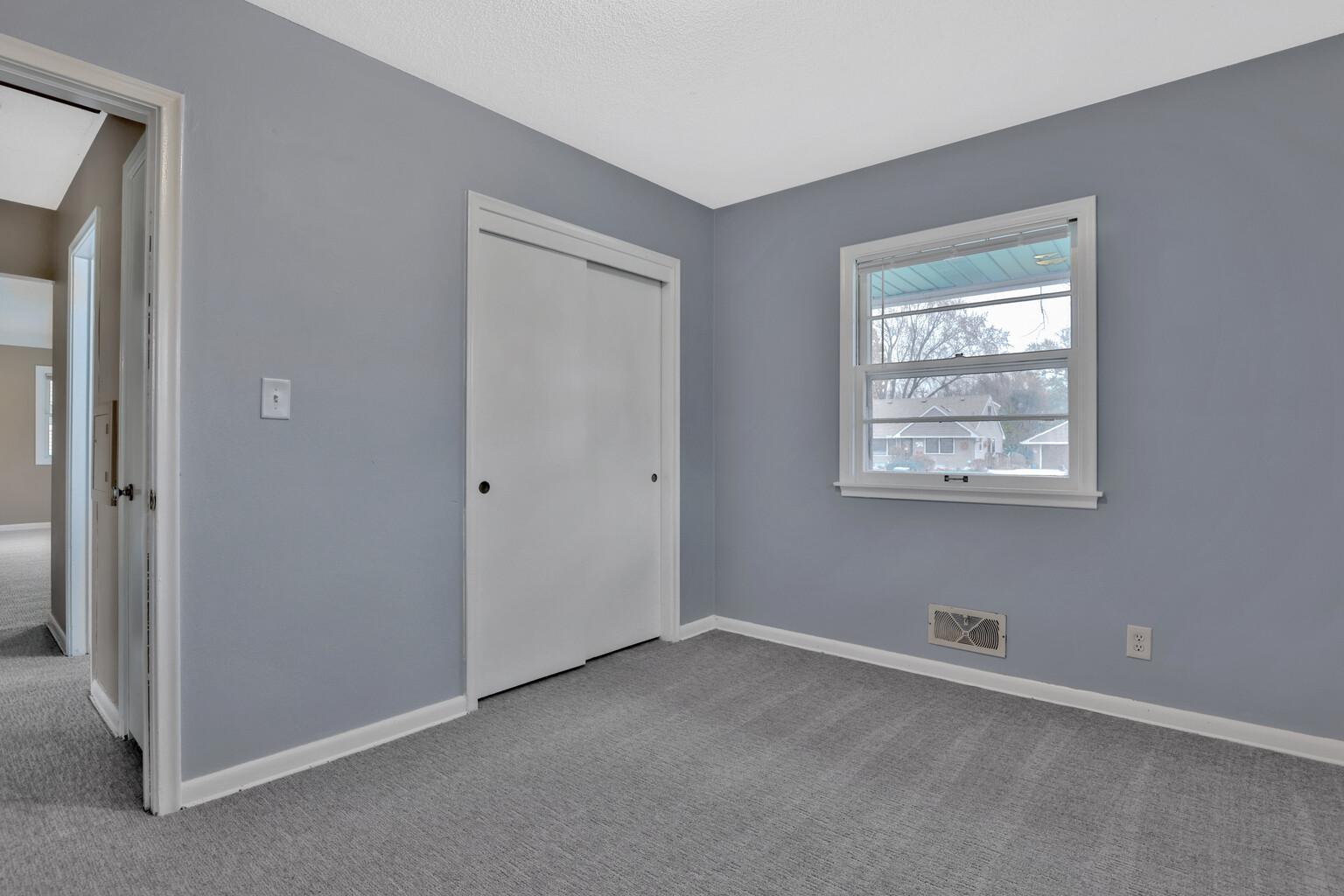 3773 Mcknight Road N