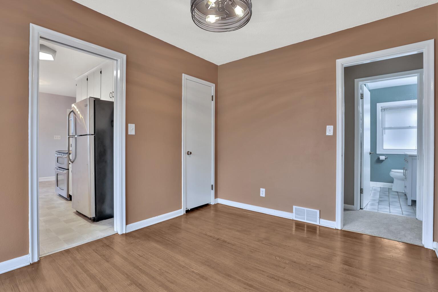 3773 Mcknight Road N