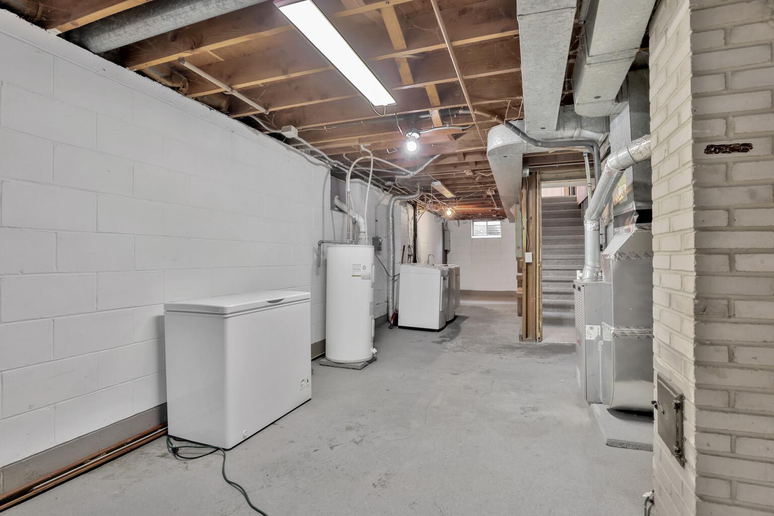 3773 Mcknight Road N