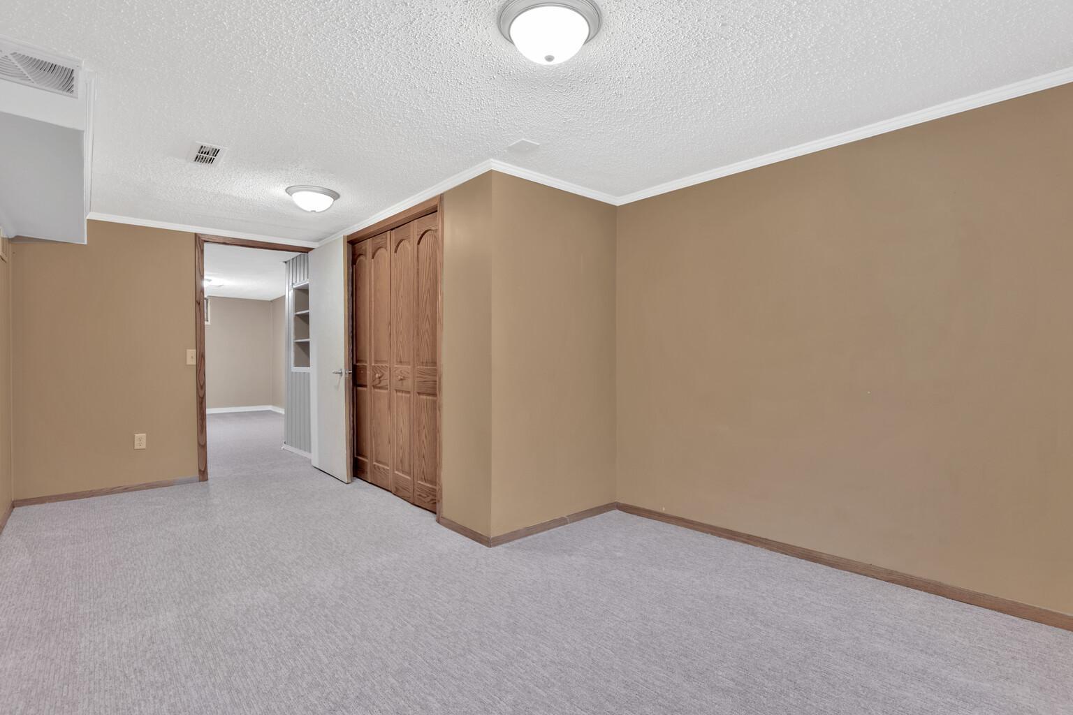 3773 Mcknight Road N