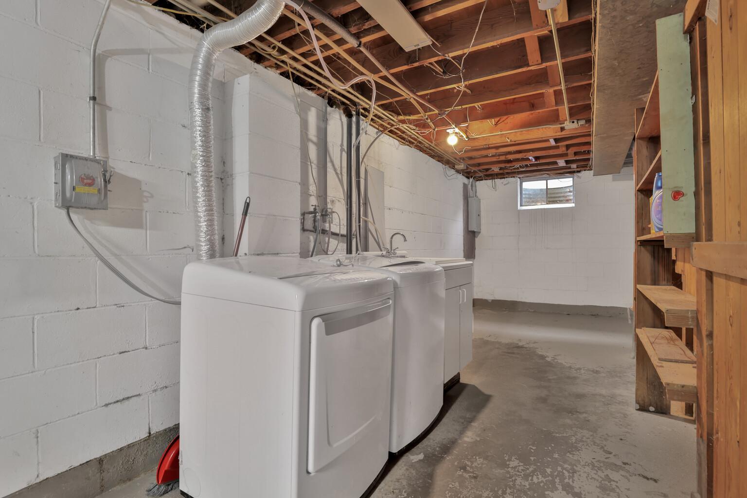 3773 Mcknight Road N