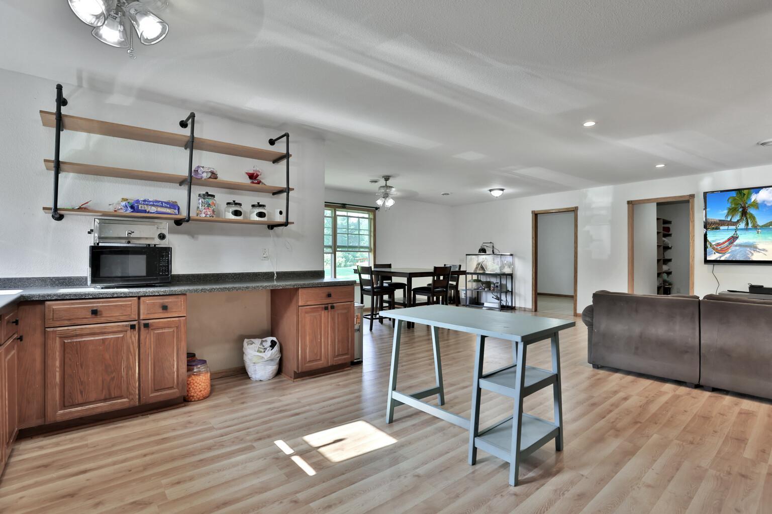 75309 Twin Oaks Road