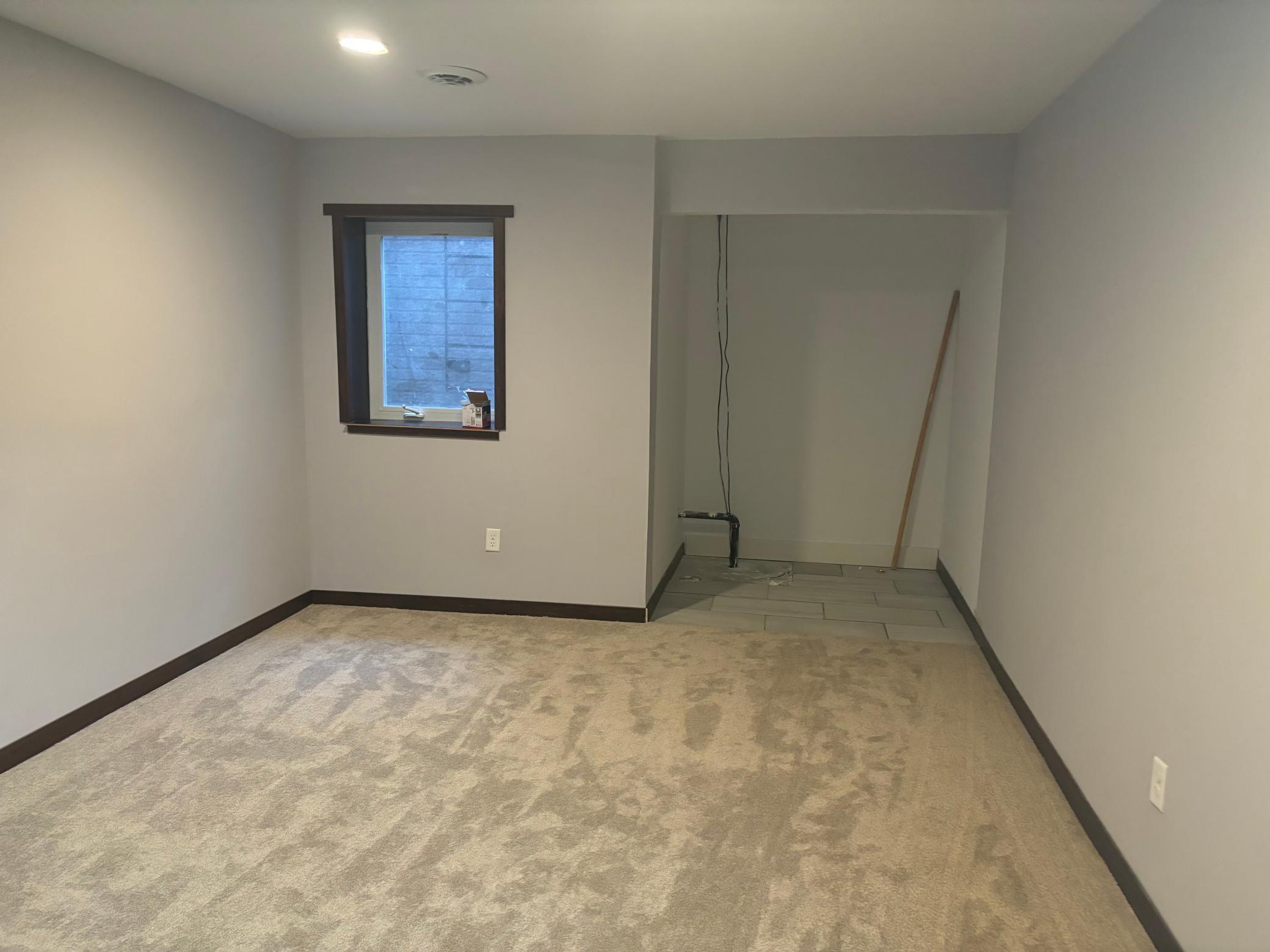 3035 Cutters Grove Avenue