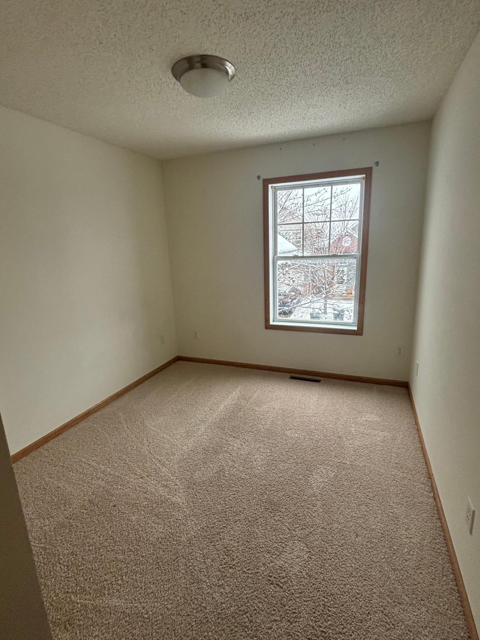 3035 Cutters Grove Avenue