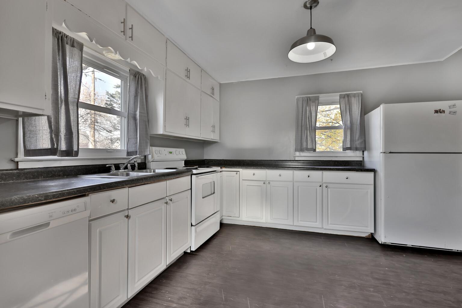 1233 7th Street