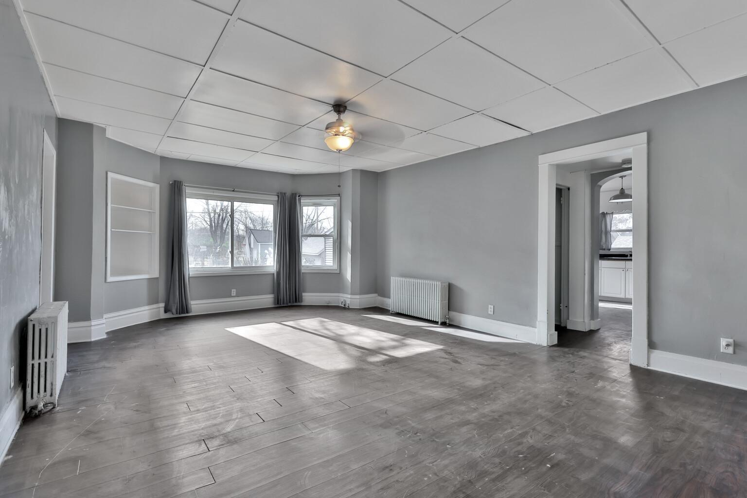 1233 7th Street
