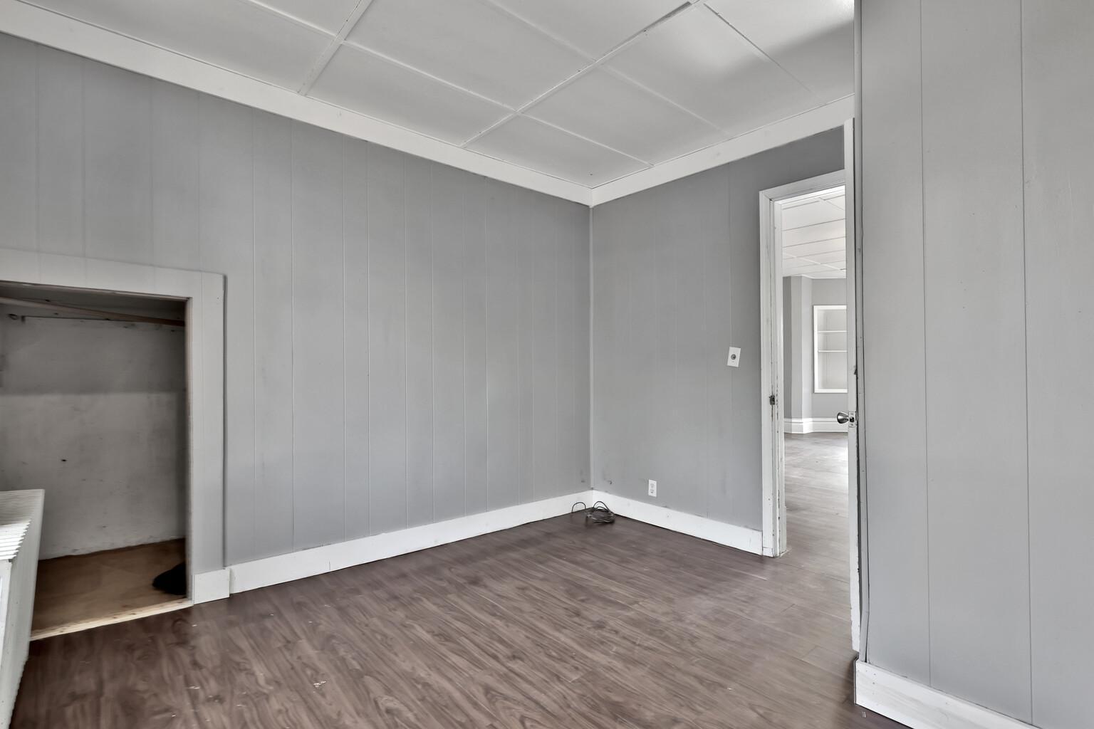 1233 7th Street