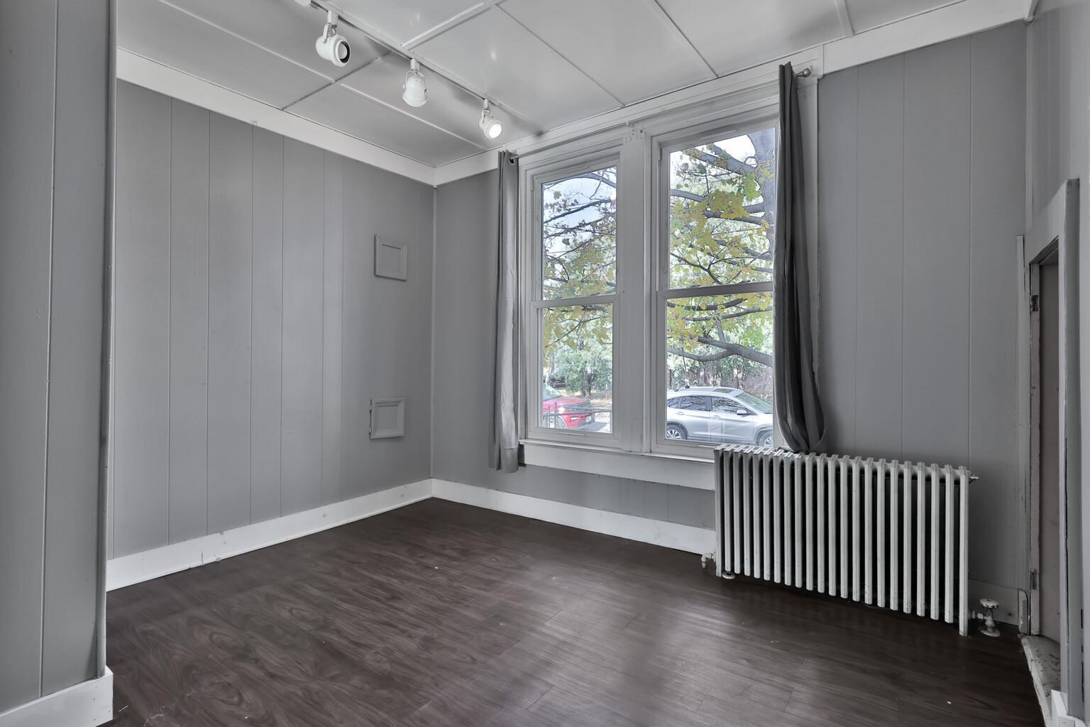 1233 7th Street