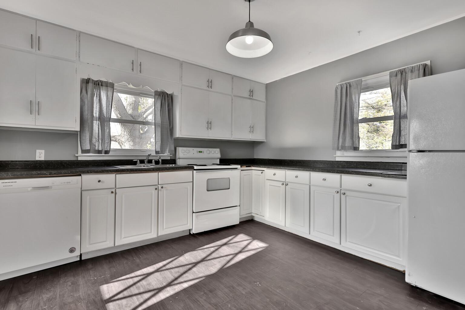1233 7th Street