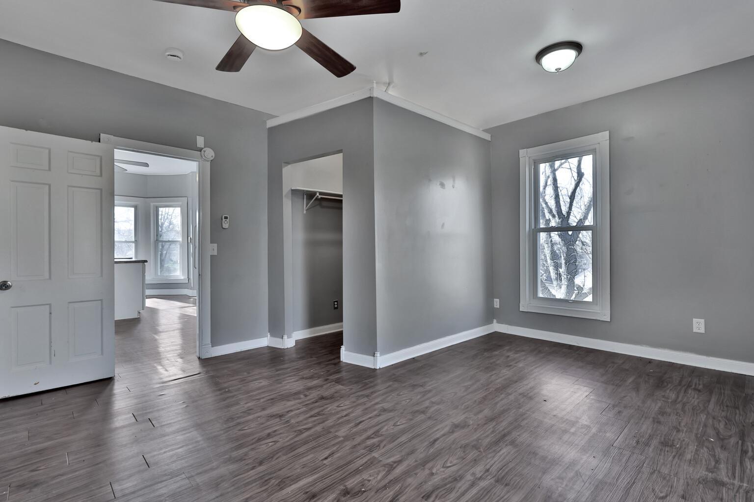 1233 7th Street