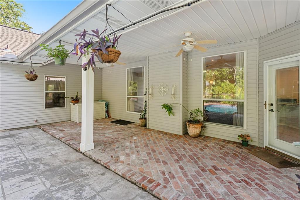 2084 TIMBERCREEK Lane