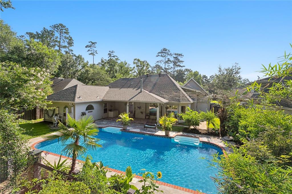 2084 TIMBERCREEK Lane