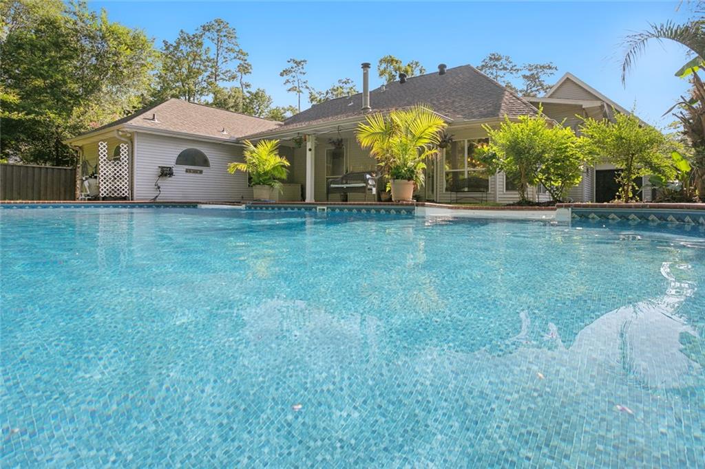 2084 TIMBERCREEK Lane