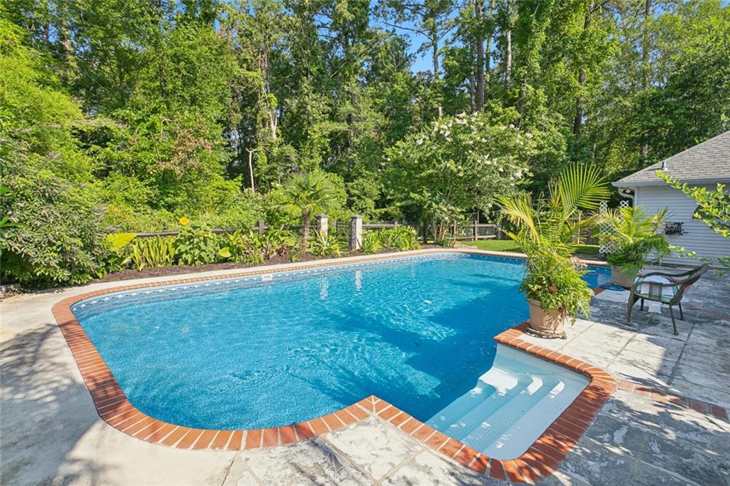 2084 TIMBERCREEK Lane