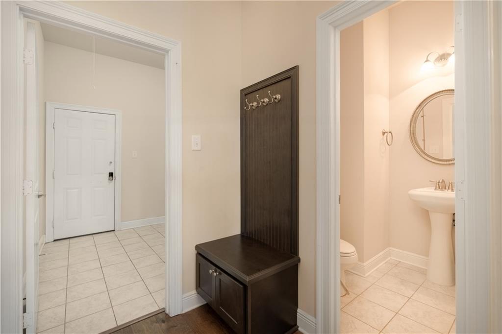 9566 RAINTREE Lane